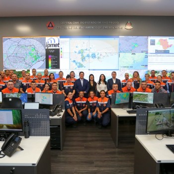 Governo de SP inaugura novo CGE e central de radares e alertas meteorológicos com investimento de R$ 47 milhões